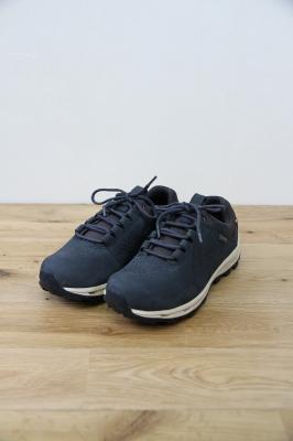 トレッキングシューズ　Urban　Flow　GTX　Wmn