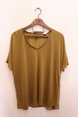 V-NECK　TEE　メゾンスコッチ