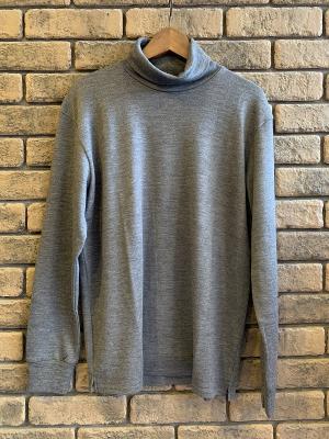 Super　120's　Merino　High　Neck　P/O　コムアーチ