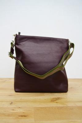 ショルダーバッグ　BORSA　modello　BUSTA