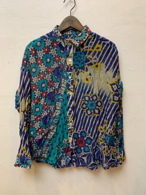 長袖シャツ　あおいろのまち