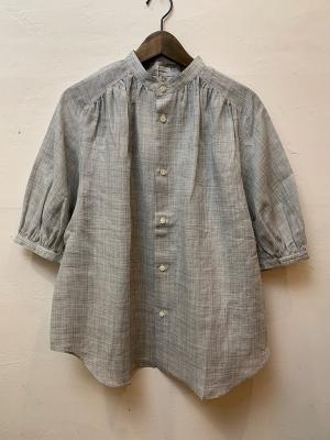 Ramie　Chambray　Gathered　Blouse　コムアーチ